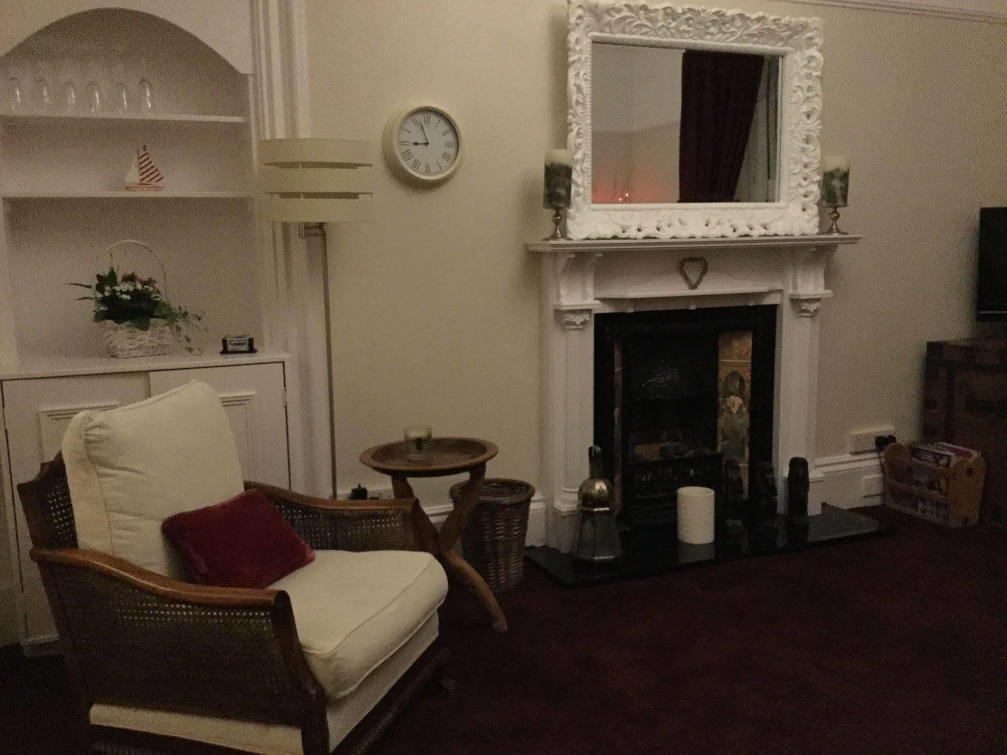Craggallan Guest House Ayr Extérieur photo